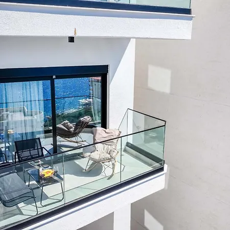 Apartment Seaview Deda 01 *